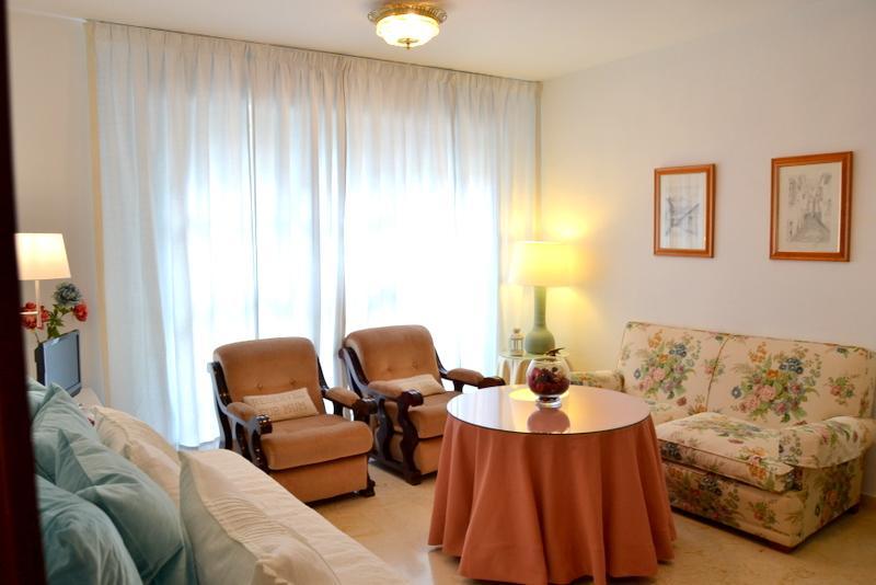 Apartamento Carlos Canal Seville Luaran gambar