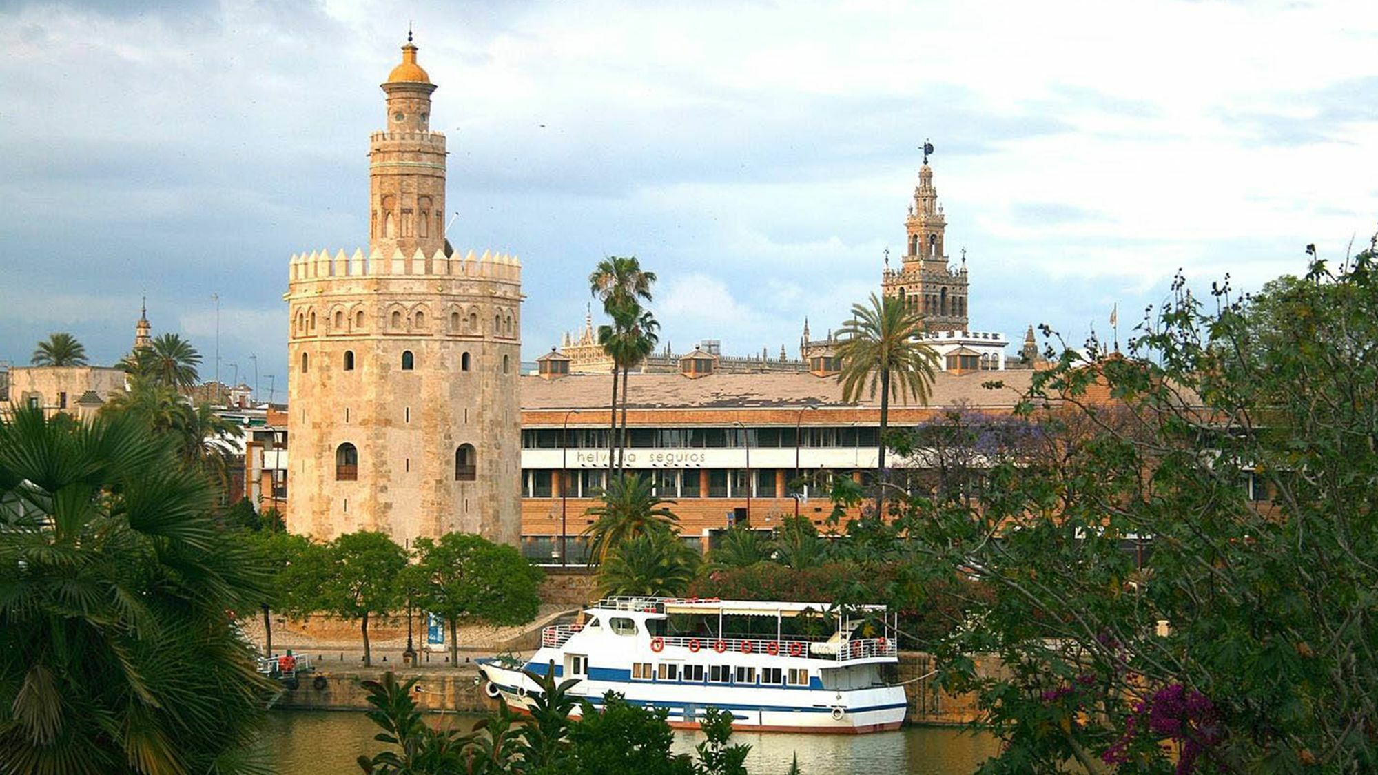 Apartamento Carlos Canal Seville Luaran gambar