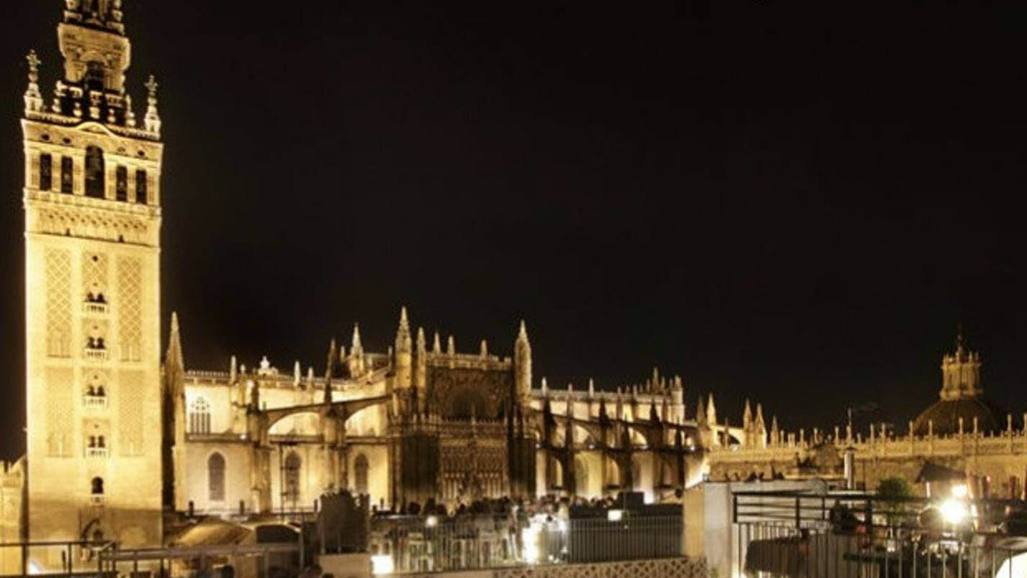 Apartamento Carlos Canal Seville Luaran gambar