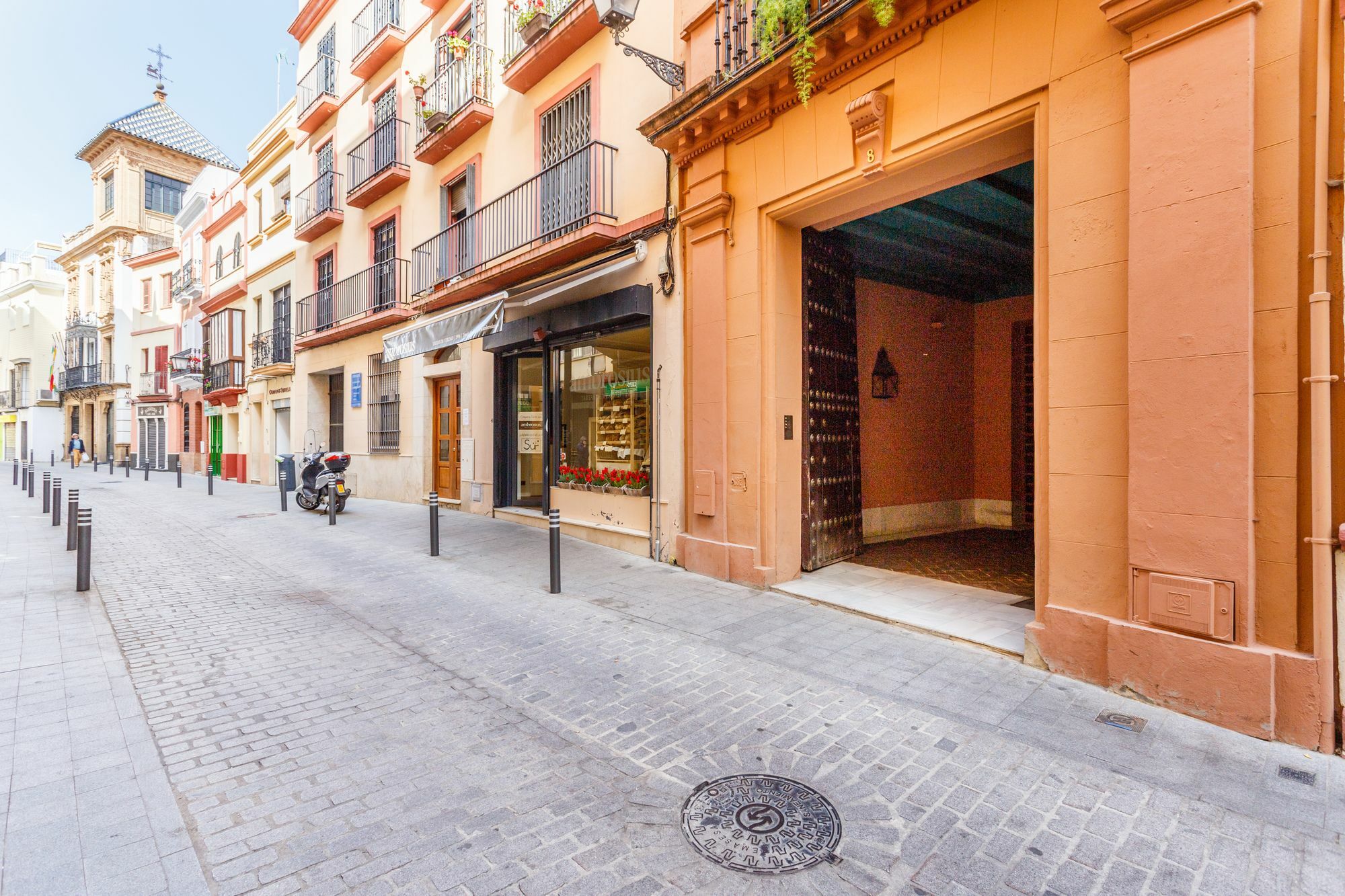 Apartamento Carlos Canal Seville Luaran gambar